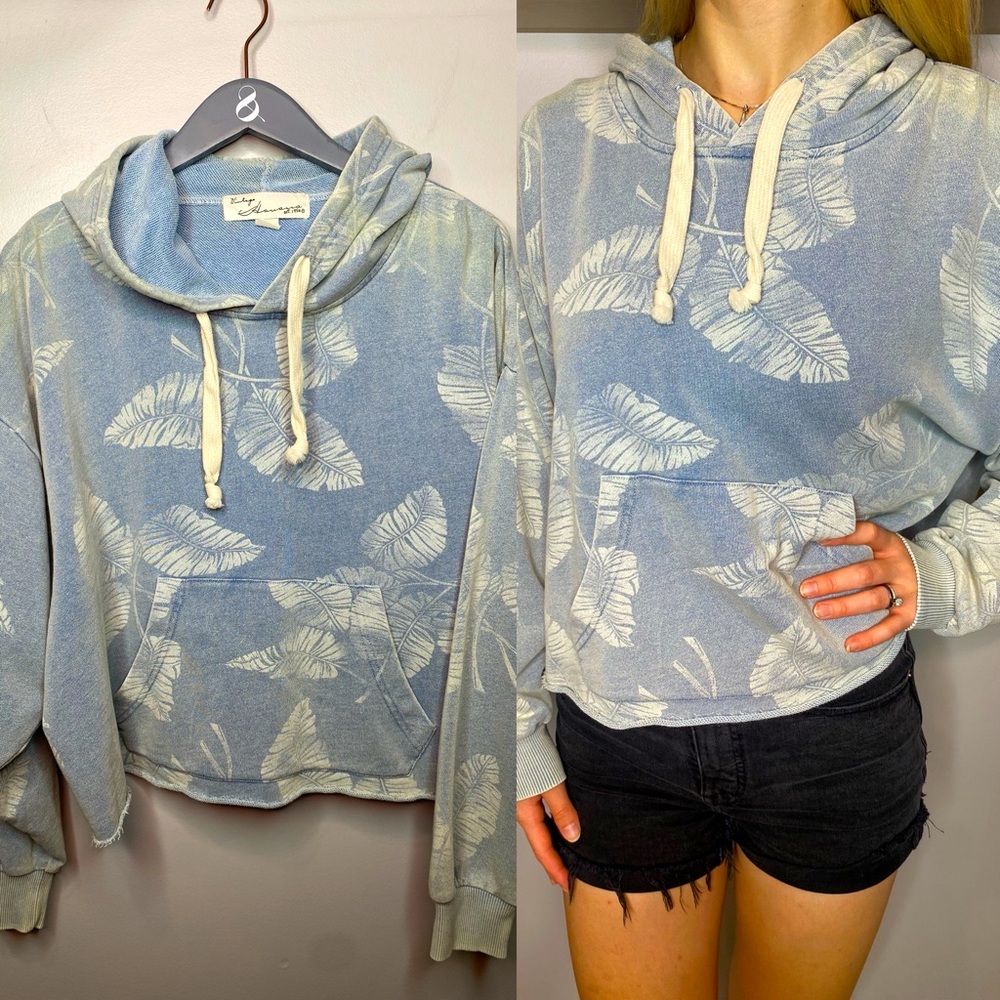 NWOT Vintage Havana Blue Palm Leaf Cropped Hoodie Size Small
